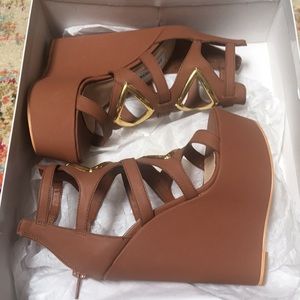 Cognac wedges